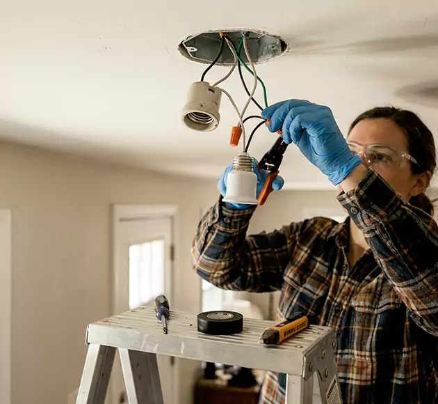 Professional Light Socket Replacement: Your Local Fixture Repair Team in Chattanooga, TN